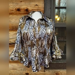 Animal print button up blouse. Double bell bracelet length sleeves. Tiny pleats.